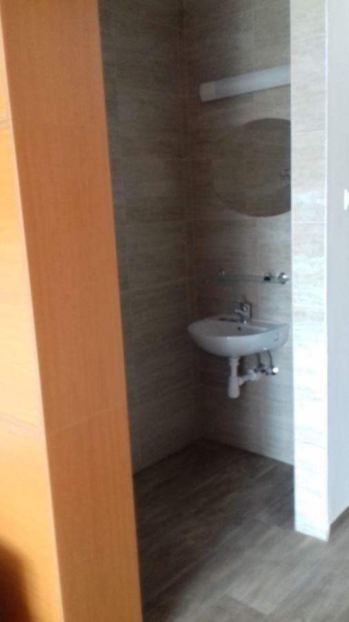 City Hostel Pest 35. Budapest Ngoại thất bức ảnh